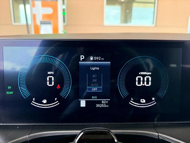2025 Hyundai Santa Fe Hybrid SEL