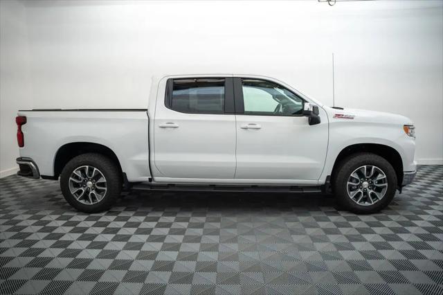 2026 Chevrolet Silverado 1500 4WD Crew Cab Standard Bed LT