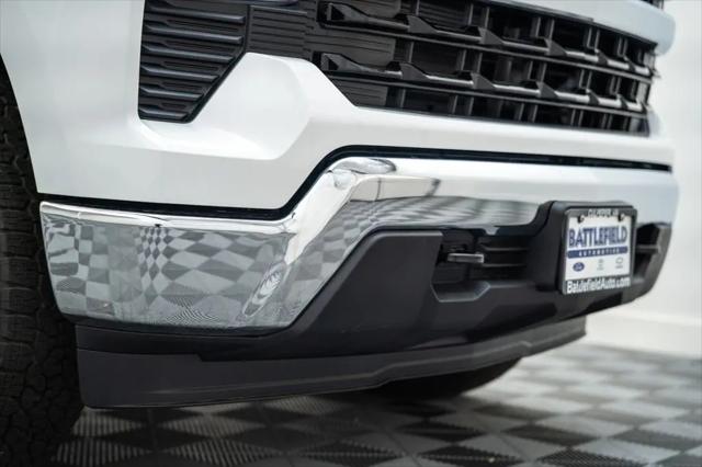 2026 Chevrolet Silverado 1500 4WD Crew Cab Standard Bed LT