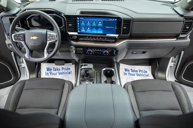 2026 Chevrolet Silverado 1500 4WD Crew Cab Standard Bed LT