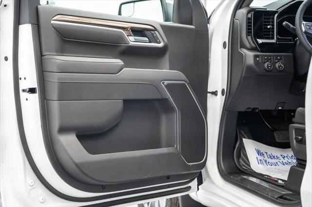 2026 Chevrolet Silverado 1500 4WD Crew Cab Standard Bed LT