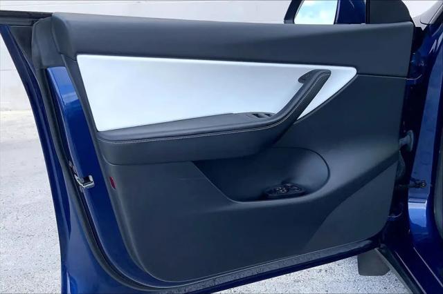 2021 Tesla Model Y Long Range Dual Motor All-Wheel Drive