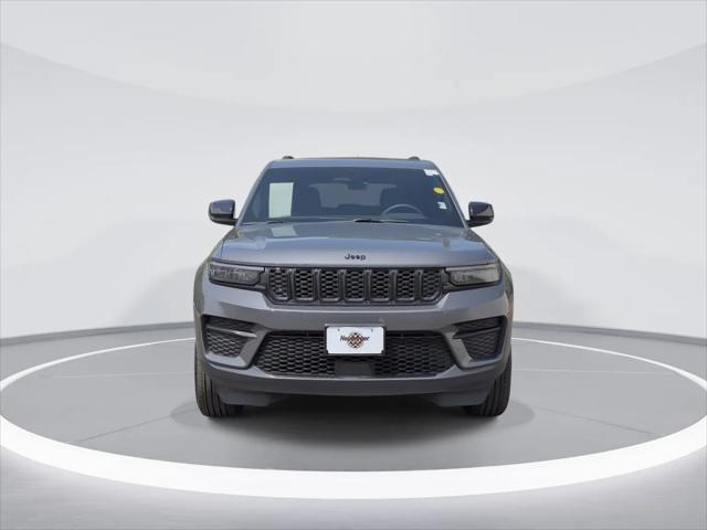2025 Jeep Grand Cherokee Altitude 4x4