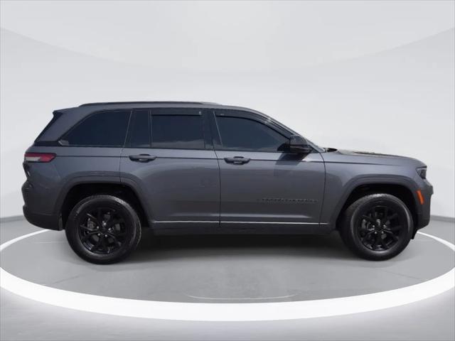 2025 Jeep Grand Cherokee Altitude 4x4
