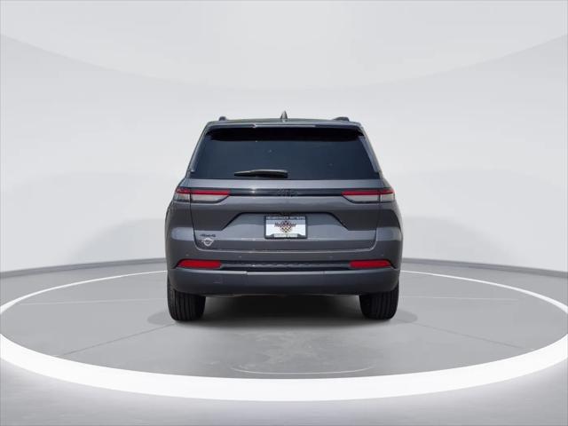 2025 Jeep Grand Cherokee Altitude 4x4