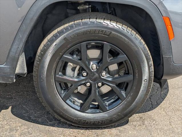 2025 Jeep Grand Cherokee Altitude 4x4
