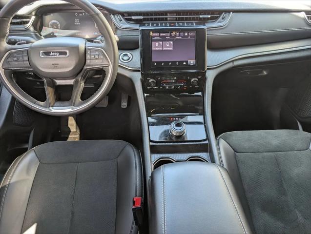 2025 Jeep Grand Cherokee Altitude 4x4
