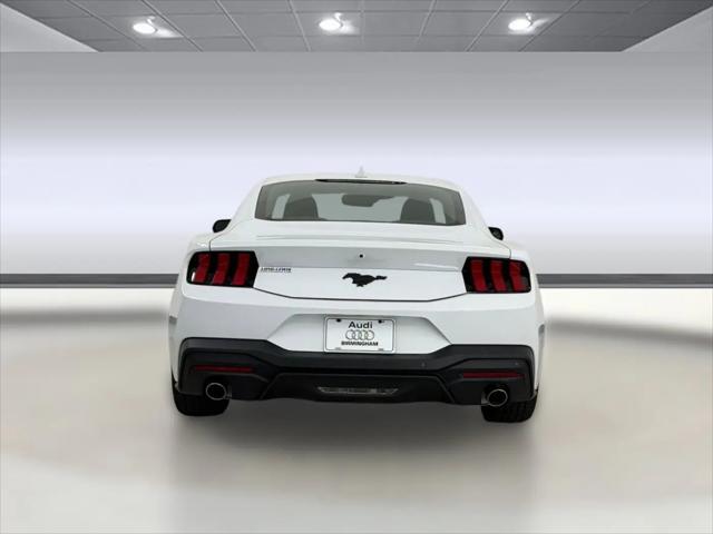 2024 Ford Mustang EcoBoost Fastback