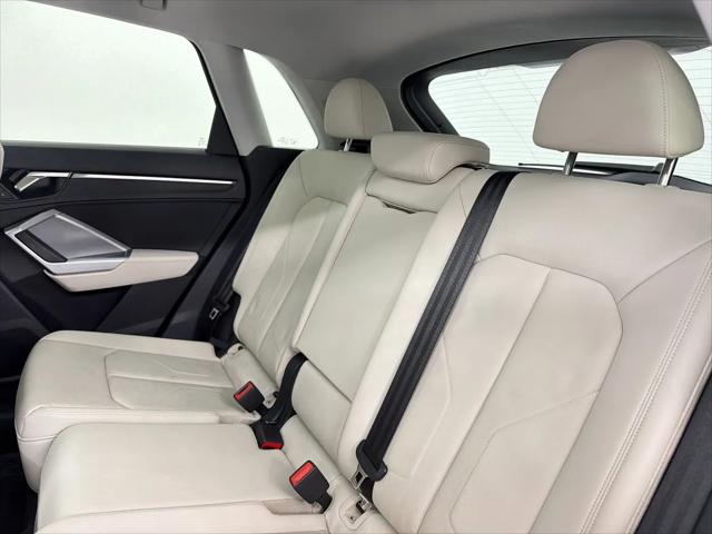 2022 Audi Q3 Premium 45 TFSI S line quattro Tiptronic