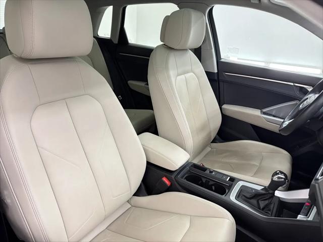 2022 Audi Q3 Premium 45 TFSI S line quattro Tiptronic