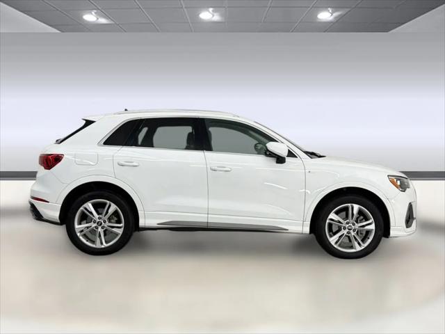 2022 Audi Q3 Premium 45 TFSI S line quattro Tiptronic