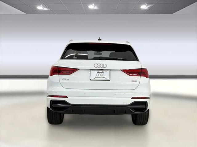 2022 Audi Q3 Premium 45 TFSI S line quattro Tiptronic