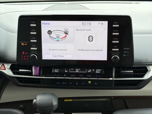 2024 Toyota Sienna LE