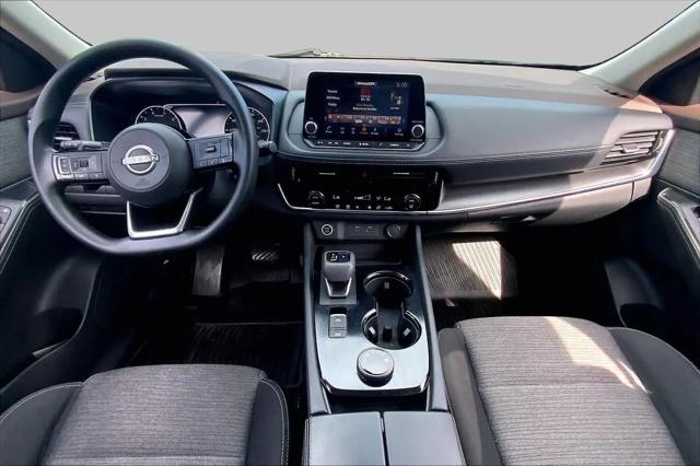 2022 Nissan Rogue SV Intelligent AWD