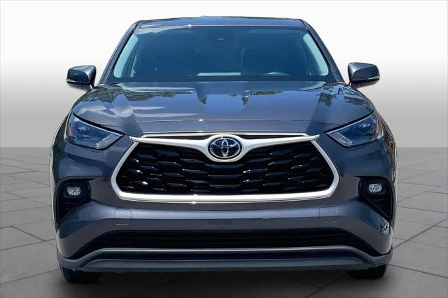 2022 Toyota Highlander LE