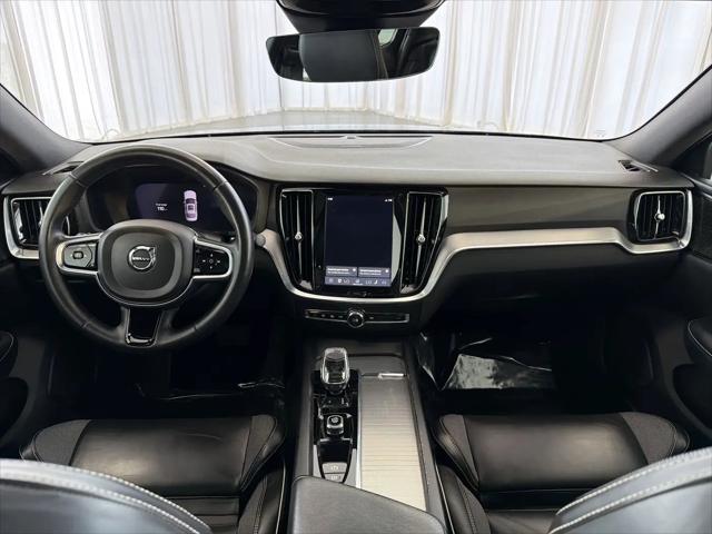 2024 Volvo S60 B5 Plus Black Edition