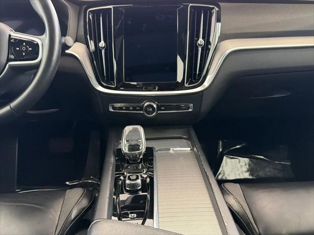 2024 Volvo S60 B5 Plus Black Edition
