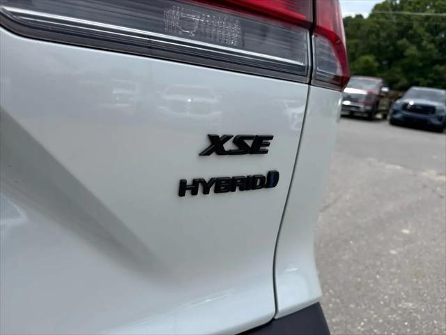 2024 Toyota Corolla Cross Hybrid XSE