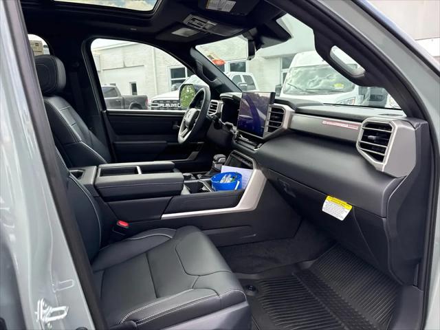2026 Toyota Tundra Limited CrewMax 5.5' Bed