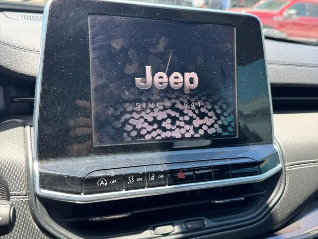 2022 Jeep Compass Altitude FWD