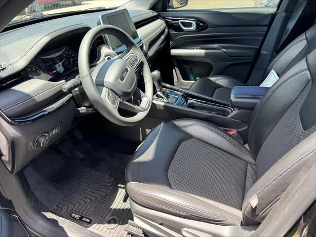 2022 Jeep Compass Altitude FWD