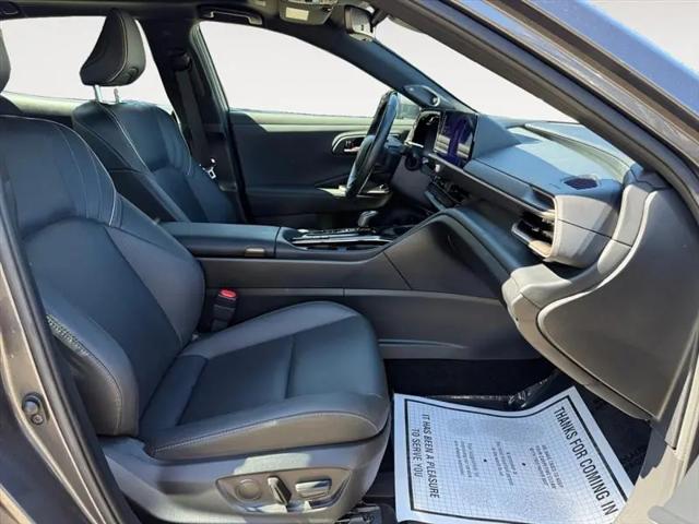 2024 Toyota Crown Limited