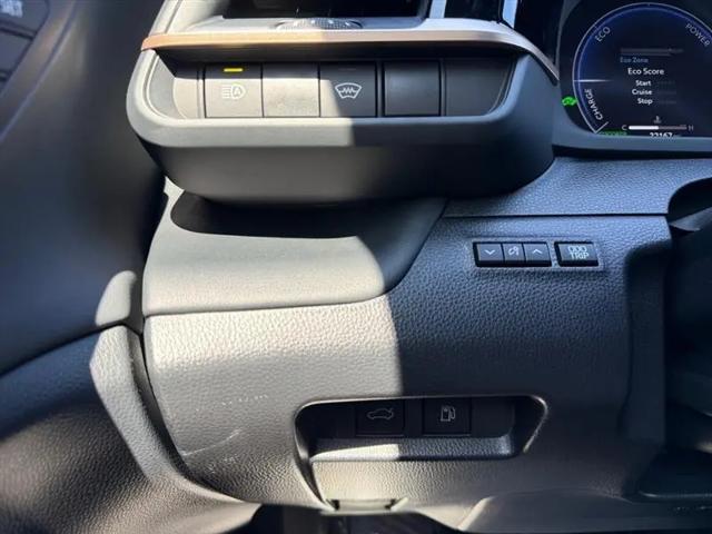2024 Toyota Crown Limited