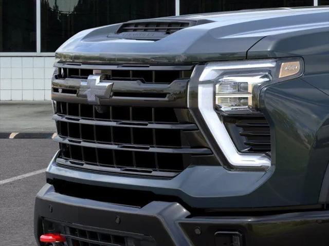2026 Chevrolet Silverado 2500HD Crew Cab, Standard Bed, LT, 4WD