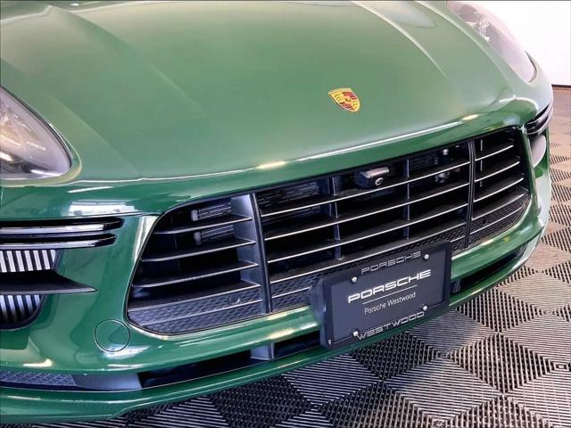 2020 Porsche Macan Turbo