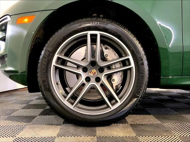 2020 Porsche Macan Turbo