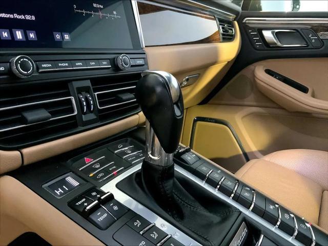 2020 Porsche Macan Turbo