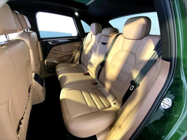 2020 Porsche Macan Turbo