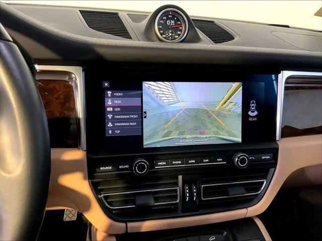 2020 Porsche Macan Turbo