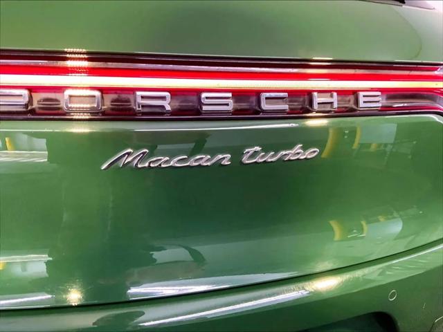 2020 Porsche Macan Turbo