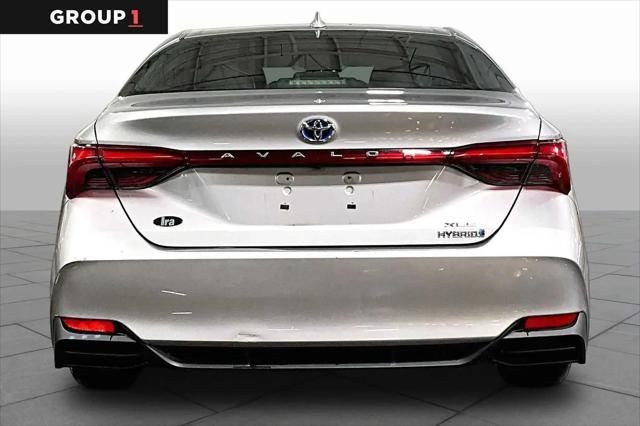2020 Toyota Avalon Hybrid XLE