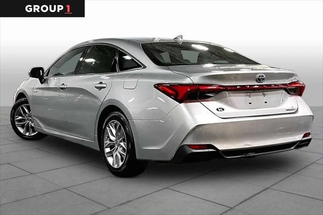 2020 Toyota Avalon Hybrid XLE
