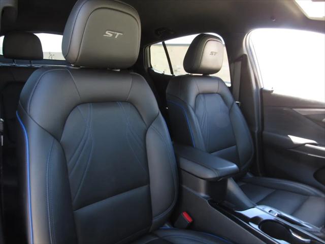 2024 Buick NV Sport Touring FWD