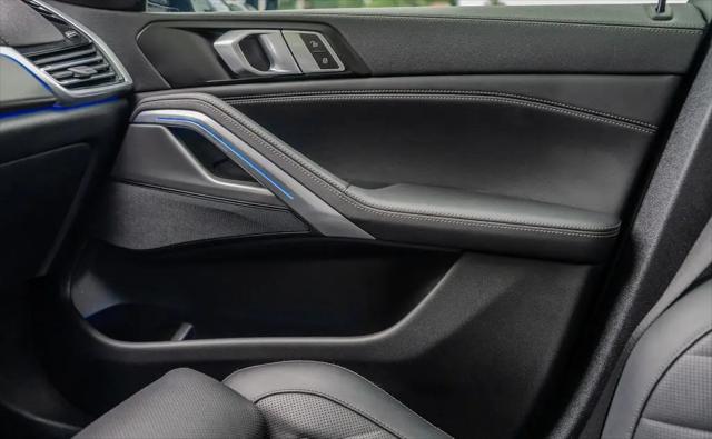 2023 BMW X6 xDrive40i