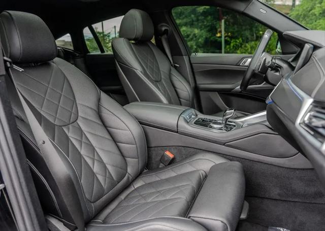 2023 BMW X6 xDrive40i