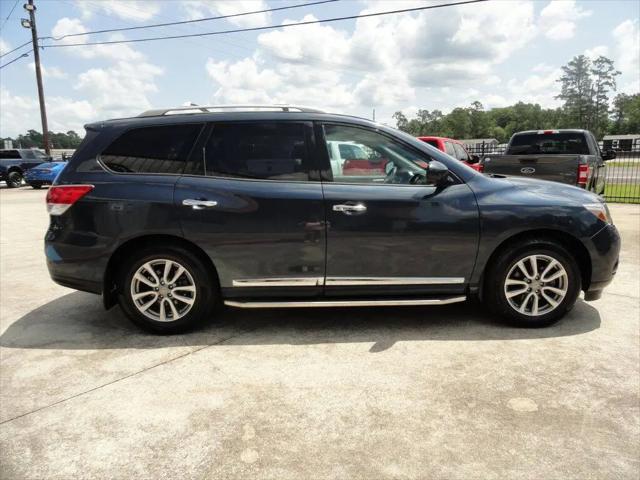 2016 Nissan Pathfinder SL