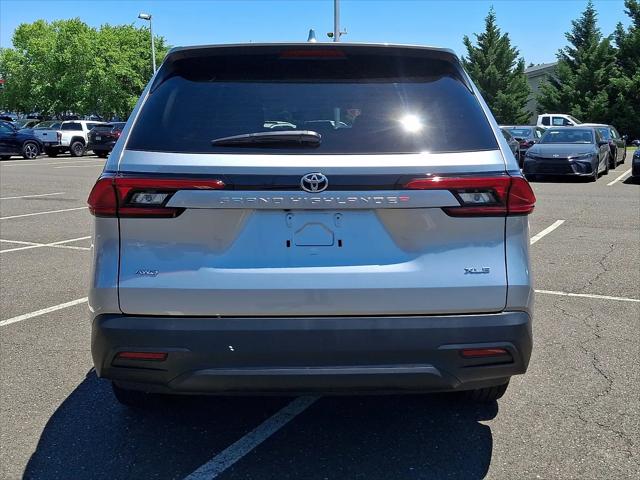 2024 Toyota Grand Highlander XLE