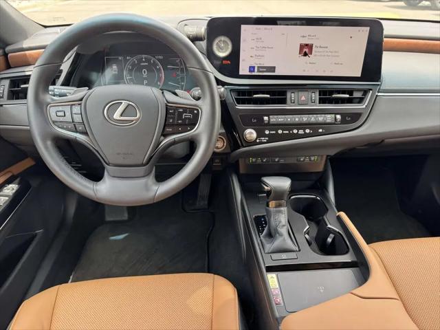 2023 Lexus ES 250 ES 250