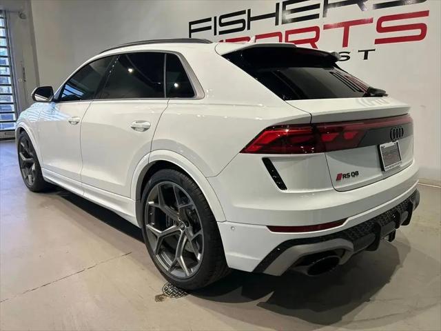 2025 Audi RS Q8 quattro Tiptronic
