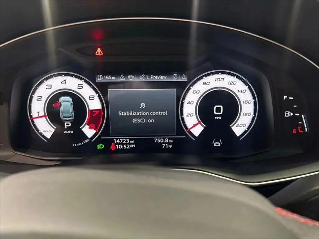 2025 Audi RS Q8 quattro Tiptronic