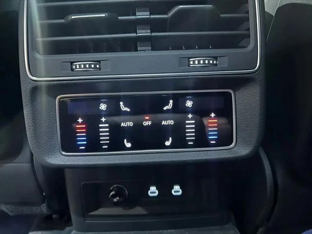 2025 Audi RS Q8 quattro Tiptronic