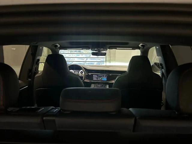 2025 Audi RS Q8 quattro Tiptronic