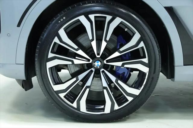 2024 BMW X7 M60i