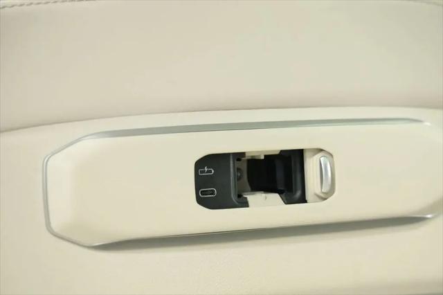 2024 BMW X7 M60i