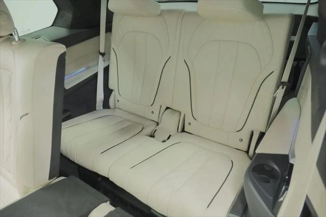 2024 BMW X7 M60i