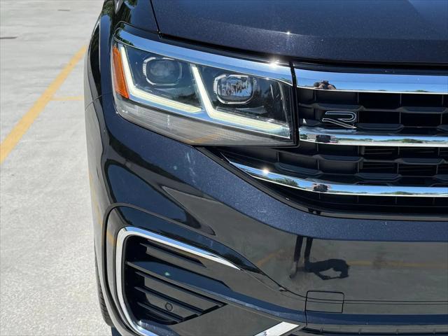 2022 Volkswagen Atlas Cross Sport 3.6L V6 SEL Premium R-Line